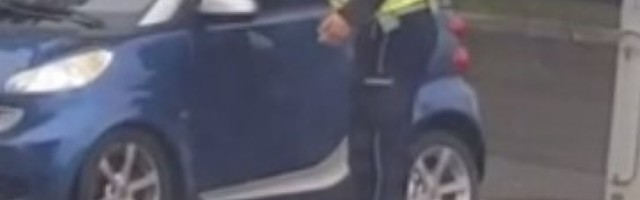 Zaustavljen maloletnik bez dozvole na Voždovcu: Drogiran i bez pojasa upravljao vozilom