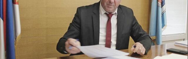 Predsednik Petrović tražio pomoć i ministarke zbog zagađene Vlasine, a saopštenjem se obratio javnosti