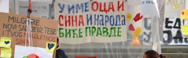 Tokom noći uklonjen još jedan transparent podrške Jaćimoviću