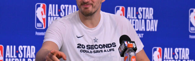 Jokić se frapirao kad je video ko mu postavlja pitanje - MVP ili konji? Brate, konji (VIDEO)