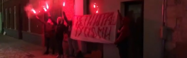 “Delije” u Gentu ispratile fudbalere Crvene zvezde u evropsku bitku (VIDEO)