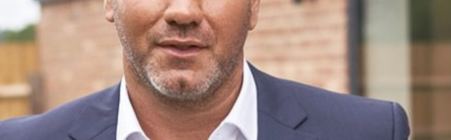 Usamljeni multimilioner očajnički traži ženu, a ovo je spisak uslova