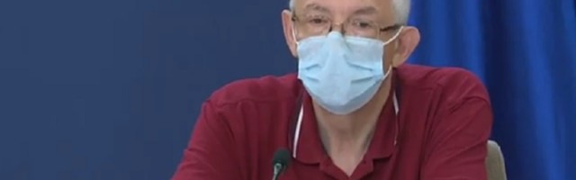 "Nositi maske u baštama kafića kada se ne pije piće"