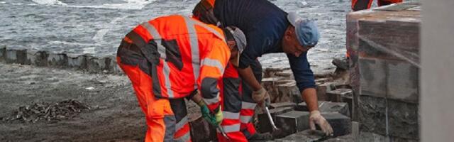 U RAZRUŠENOM BEOGRADU Kocka je bačena, stavlja se asfalt
