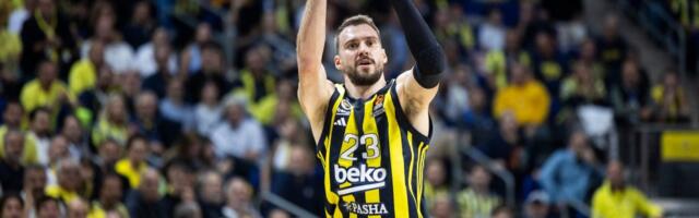 FENER ODNEO POBEDU U TURSKOM DERBIJU PROTIV EFESA: Gudurić solidan! (FOTO+VIDEO)