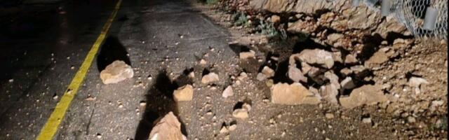 Velika kamena gromada opasnost za vozače koji idu ka Jadranu: "Da je potres, pobilo bi nas k'o zečeve"