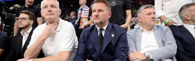 Grobari žestoko izvređali Ostoju Mijailovića! Cela Arena skandirala predsedniku Partizana!