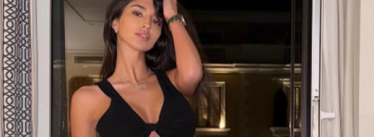 Đina Džinović objavla snimak iz hotelske sobe: Podigla nogu, pa se uhvatila za zadnjicu