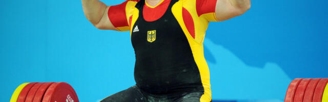 NAJTEŽA PRIČA OLIMPIJSKIH IGARA: Poginula mu žena, on došao po medalju - usledila je drama koju će svet večno pamtiti! (VIDEO)