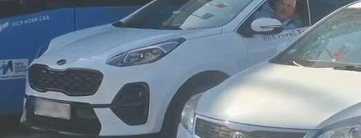 DESETAK BLOKADERA MALTRETIRA CEO GRAD, LJUDIMA PREKIPELO! Čovek ljutito uzvratio zbog šikaniranja - "Pa jesmo li i mi građani?" (VIDEO)