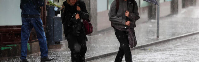 Od večeras se menja vreme u Srbiji, sručiće se silna kiša, a onda stiže i do 30 cm snega! 19 stepeni u 12 sati, šok
