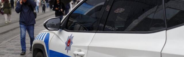 DETALJI PUCNJAVE U ISTANBULU: Trojica s dugim cevima krenula u NAPAD, policija ODMAH reagovala - dvojica ubijena, treći ranjen i uhapšen! (VIDEO)
