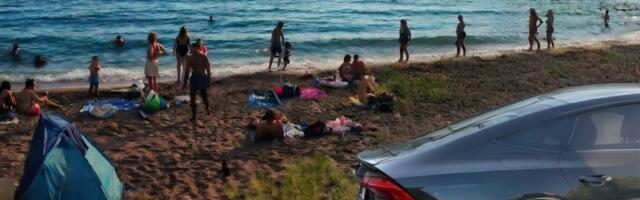 Kragujevčani imali PEH SA AUTOM u Crnoj Gori, a onda im je CETINJANIN PAJO DAO SVOJ da ipak stignu na primorje! "Video nas prvi put u životu, a predstavio kao svoje velike prijatelje"