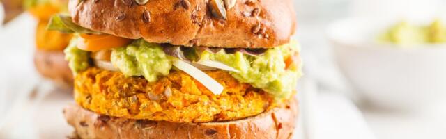 Vege burger od bundeve i pečurki sa semenkama: Sezonski recept koji morate probati
