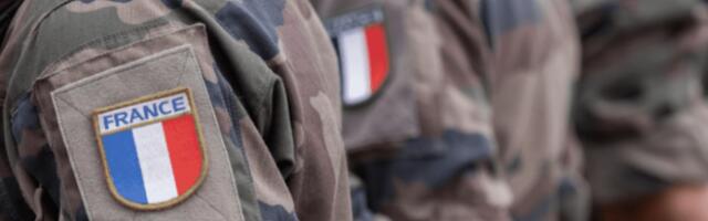 Макрон: Француска од следећег лета уводи добровољну војну службу