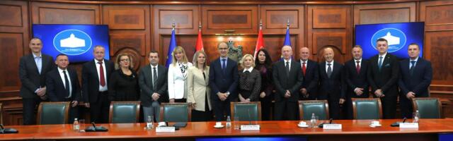 Macut razgovarao sa rektorom, prorektorom i dekanima fakulteta Univerziteta u Prištini: Zahvalnost za doprinos da se nastava i ispitni rokovi ne prekidaju