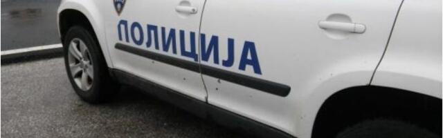 VOZAČ SA KiM UDARIO U PET UTOMOBILA, TRI KONTEJNERA I SEMAFOR: Teška saobraćajka u Skoplju