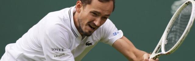 Medvedev prekinuo „grend slem post“ i slavio posle godinu dana