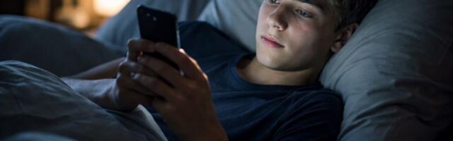 Tinejdžeri spavaju manje nego ikada - i za to nisu krivi samo telefoni