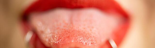 "UMREĆU": Kašljala više od MESEC dana, pa je kod lekara sačekao HOROR! Zaglavilo joj se TIK DO AORTE