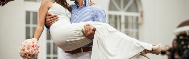 ASTROLOZI SAVETUJU KAD DA ZAKAŽETE VENČANJE Najsrećniji datumi za svadbu u 2023. godinu