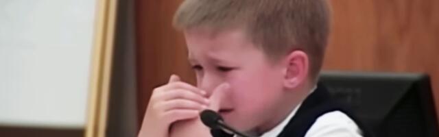 Ova fotografija kida dušu na komade: Dečak (7) u sudnici govori da je majka ubila njegovu sestru Adrijanu