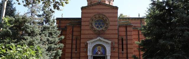 NA NOVOM GROBLJU VEC 132 GODINE POSTOJI HRAM POSVECEN SV. NIKOLI