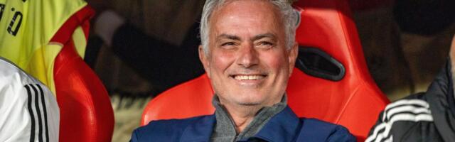 ŽESTOKO UDARCIO NA "SPECIJALNOG" Trener Bajerna kritikovao Murinjove izjave o Vinisijusu