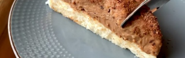 ZIMSKA SLADOLED TORTA! Ukus koji osvaja /VIDEO/