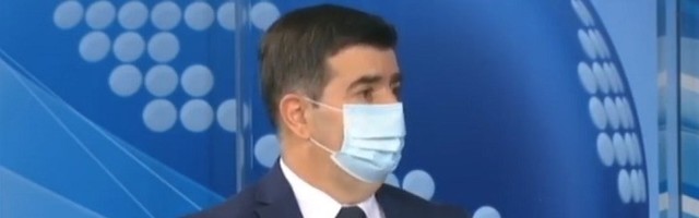 "Naložili smo medicinarima da rade PCR o svom trošku"