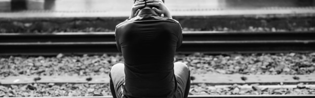 “TIHA EPIDEMIJA”: U svetu više od 800.000 ljudi godišnje počini samoubistvo