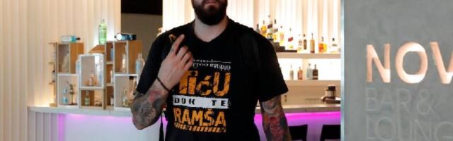 SENZACIJA Miroslav Raduljica otišao u fudbalere!