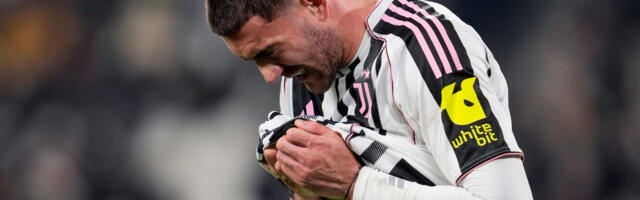 ITALIJANI TVRDE Problem u svlačionici Juventusa, u celu priču umešan i Vlahović