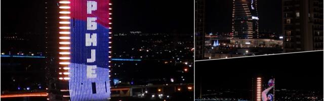 EVROPSKO ZLATO SIJA I NA KULI BEOGRAD! Poznata atrakcija zasijala u čast šampionskih "delfina": Pogledajte spektakularni prizor! (FOTO, VIDEO)