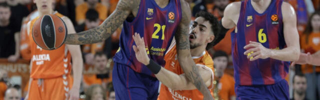 Барселона после драме срушила Валенсију