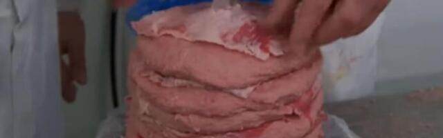 Prevario turistu na plaži za 1.500 evra: "Odrao" ga za kebab, a tek koliko mu je uzeo za kukuruz!