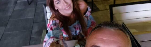 Ivan prevario ženu, pa zaprosio duplo mlađu ljubavnicu: Sve to uradio javno, supruga reagovala neočekivano