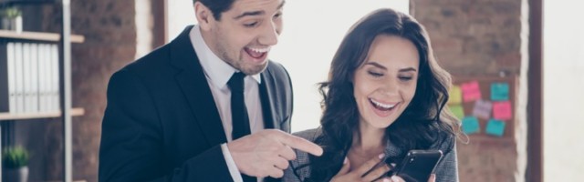Pogledajte poruke: Ako još šaljete ovaj emotikon - stari ste!