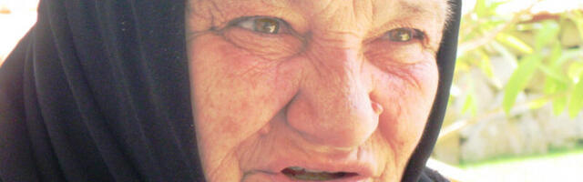 „MOJA MAJKA JE UMRLA S KORICOM HLEBA U RUCI“: Dirljivo svedočanstvo omiljene monahinje sa Kosova i Metohije, mati Makarije