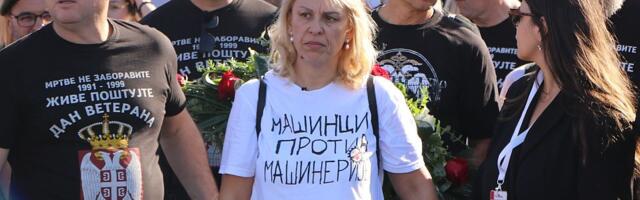 Hrka o odluci novosadskog suda da obustavi postupak protiv Vesića i drugih: "Bruka i sramota"