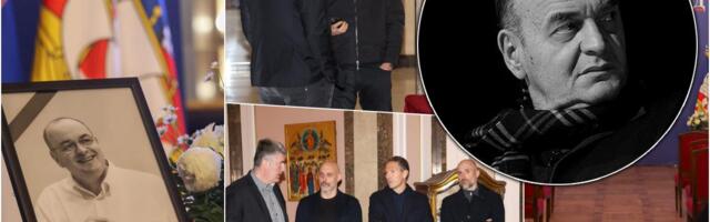 Tuga, suze, emotivni govori... Održana komemoracija Dušku Vujoševiću - potresne fotografije obišle Srbiju! (GALERIJA)