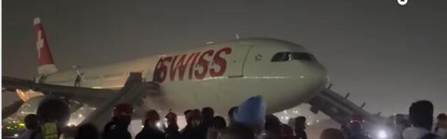 Dramatična evakuacija švajcarskog aviona u Delhiju: Motor otkazao tokom poletanja