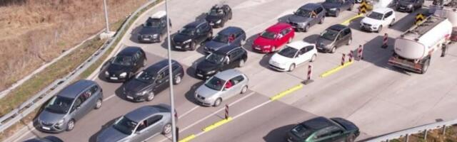 OČEKUJE NAS PAKAO NA PUTEVIMA! Pripremite se na pojačan saobraćaj za prvomajske praznike: Ovo su KRITIČNE TAČKE već od danas