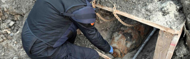 На тавану цркве у Варшави пронађена неексплодирана бомба из Другог светског рата
