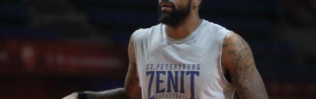 Bajernovo pojačanje pred Zvezdu: Potpisao Kej Si Rivers