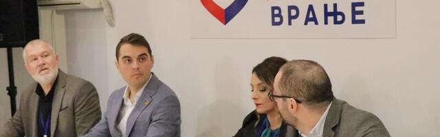 Srbija Centar: Pozivamo gradsku vlast da obezbedi besplatne udžbenike