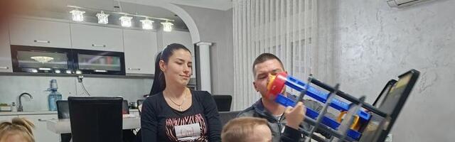 Bogato selo na jugu gde su deca i plastenici najveće blago (video)