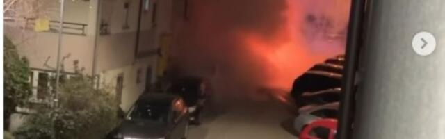 Izgoreo automobil u Braće Jerković (VIDEO, FOTO)