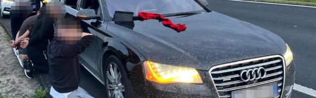 VELIČALI TZV. VELIKU ALBANIJU, A VREĐALI SRBIJU NASRED AUTO-PUTA! Pogledajte kako su pohapšena četvorica Albanaca zbog provokacija (FOTO/VIDEO)