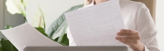 Svi u kancelariji su mislili da je uredni kolega cepidlaka, a onda su se šokirali